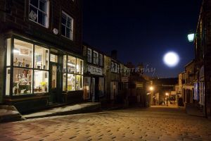 main st april 2013 moon.jpg